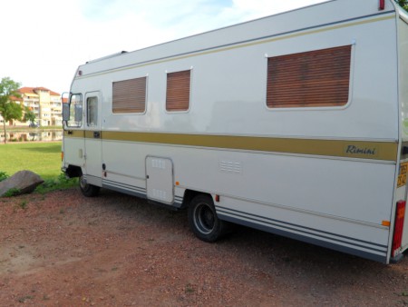 12.a - Hymer, le persiane sono in legno
